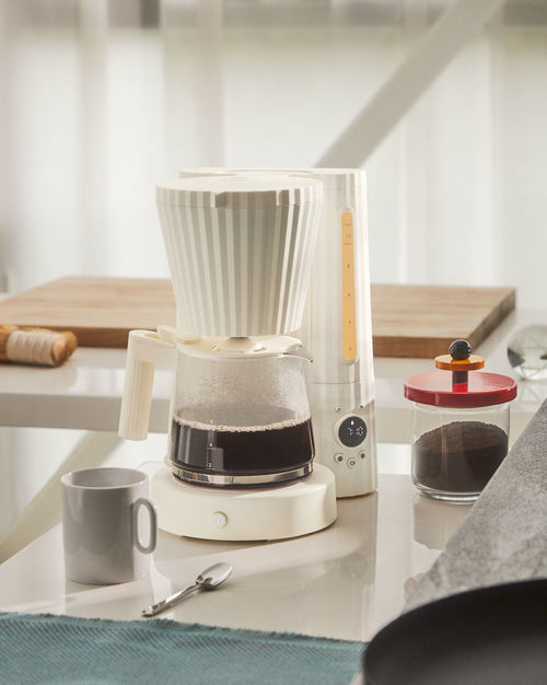 Plissé white Máquina para café filtrado. Adaptador suizo. Alessi 1