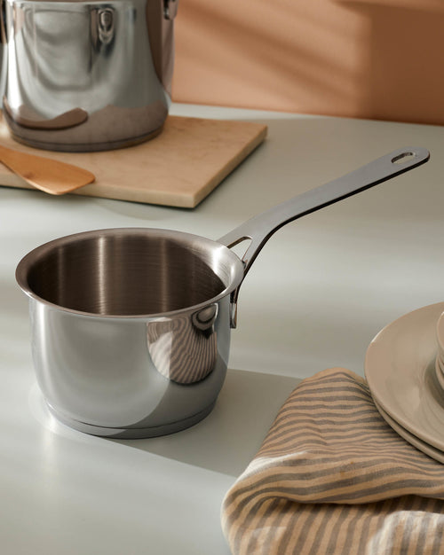 Pots&Pans Ø cm 14.00 || Ø inch 5½″ Casserole à long manche Alessi 1