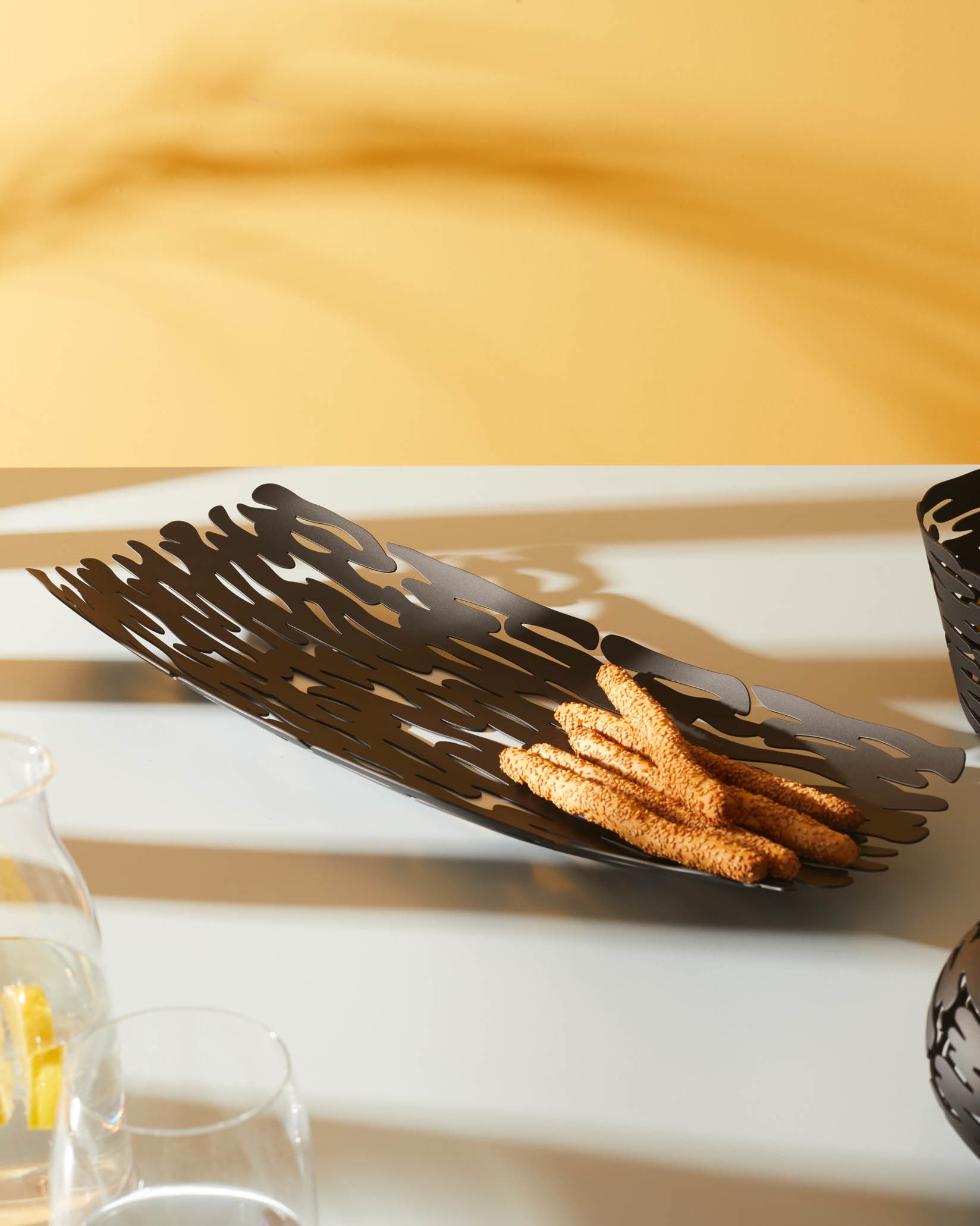 Bark noir Centre de table Alessi 1