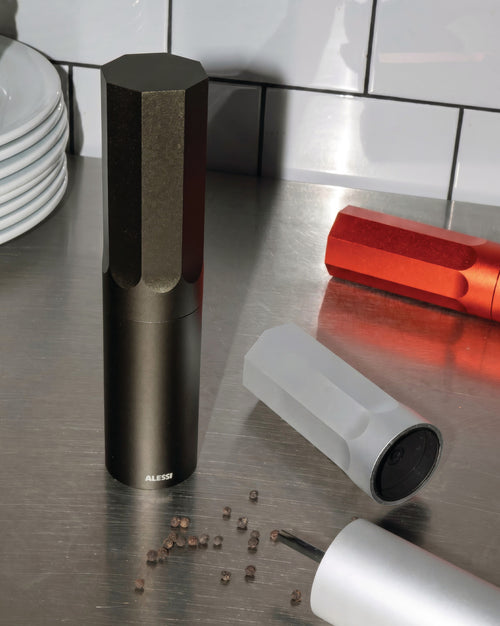 KG01 rouge Moulin à sel, poivre et épices Alessi 1