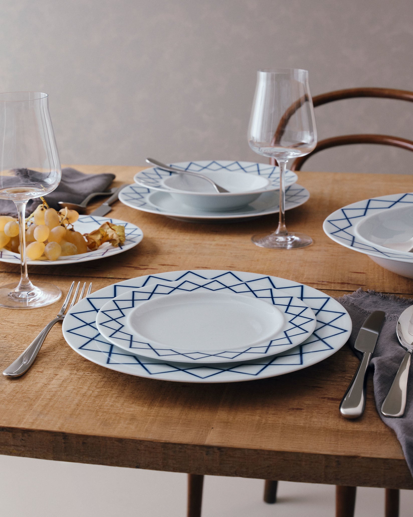 La Bella Tavola and My Beautiful China Default Title Piatto piano. 4 pezzi Alessi 1