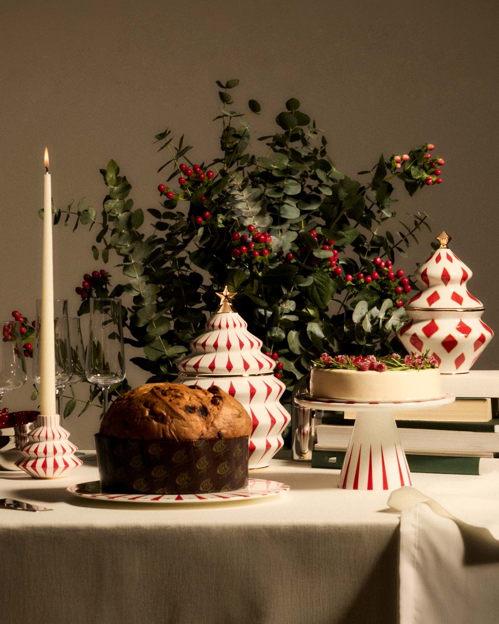 Delight Default Title Piatto per panettone Alessi 2